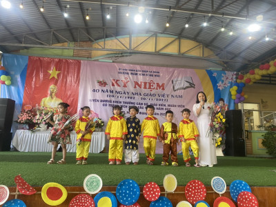 Các hình ảnh chào mừng ngày Nhà giáo Việt Nam 20.11 của cô và trò trường MN Đồng Mai