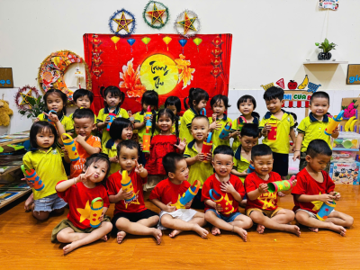 Rộn ràng không khi chuẩn bị lễ hội "Trăng yêu thương"