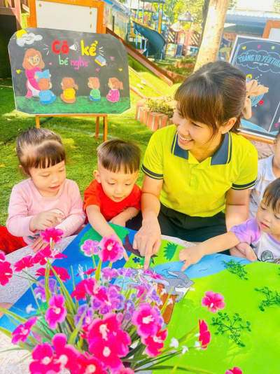 Gieo Mầm Tri Thức Từ Những Câu Chuyện Đầu Đời
