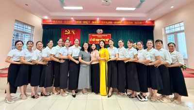 Chi bộ 2 long trọng tổ chức kết nạp Đảng viên mới